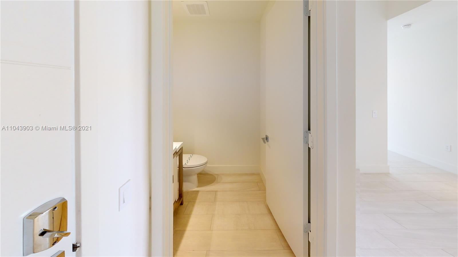 METROPICA NORTH TOWER ONE - Residential