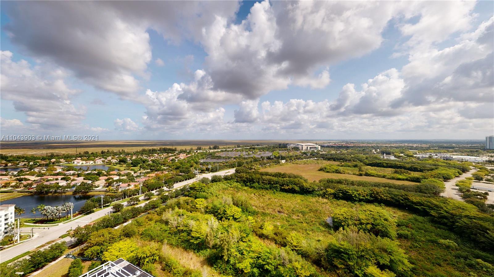 METROPICA NORTH TOWER ONE - Residential