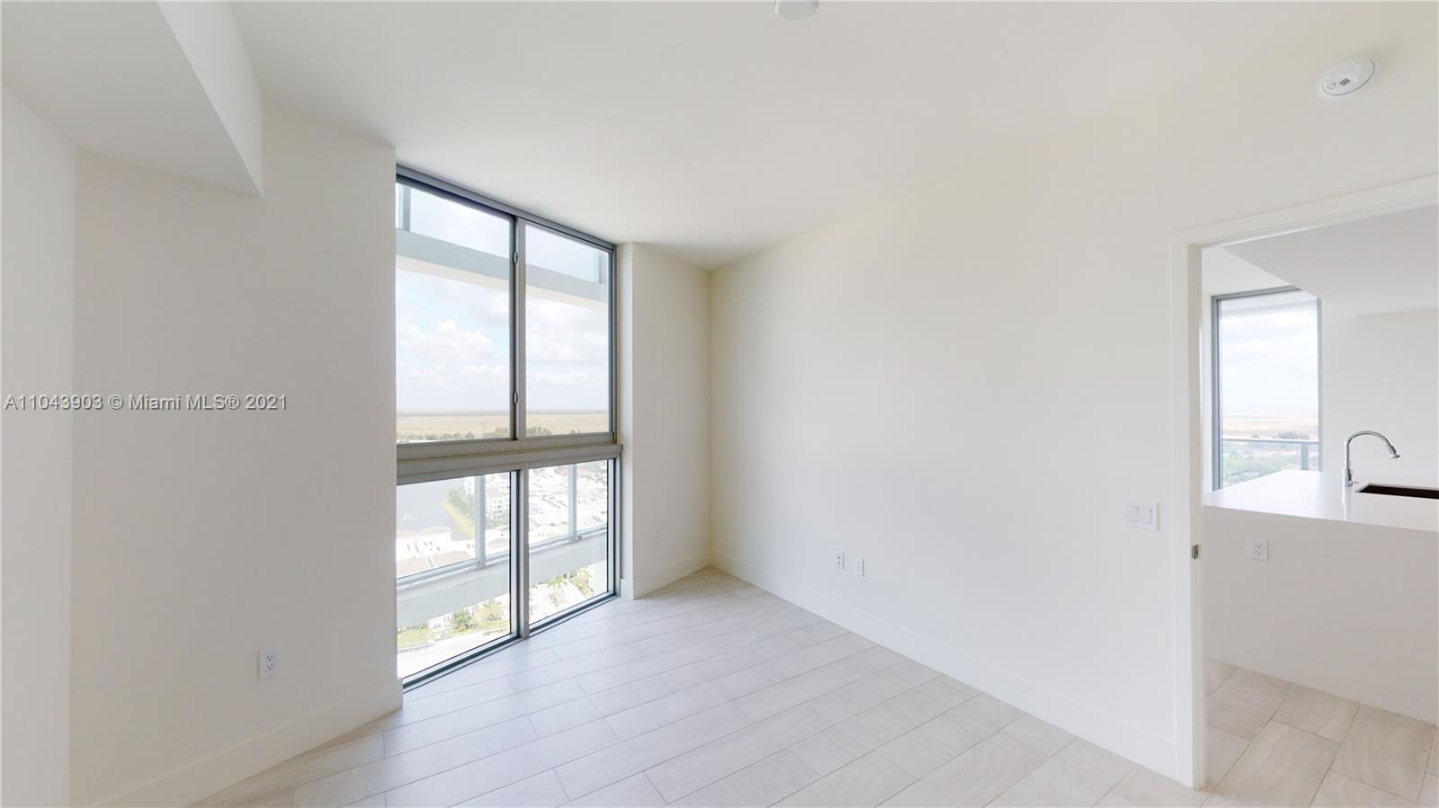 METROPICA NORTH TOWER ONE - Residential