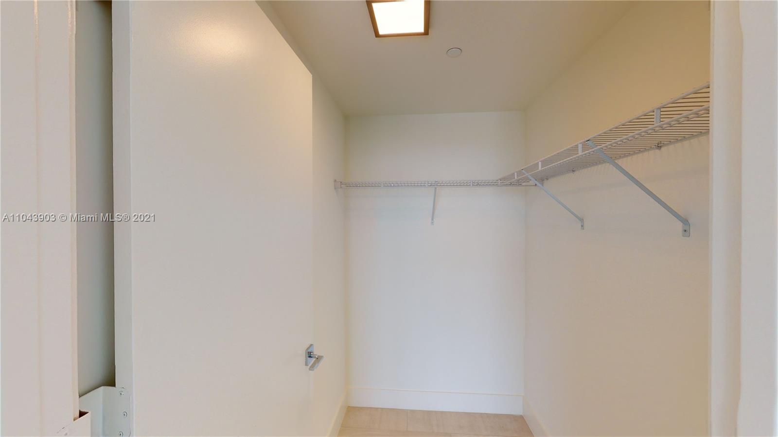 METROPICA NORTH TOWER ONE - Residential