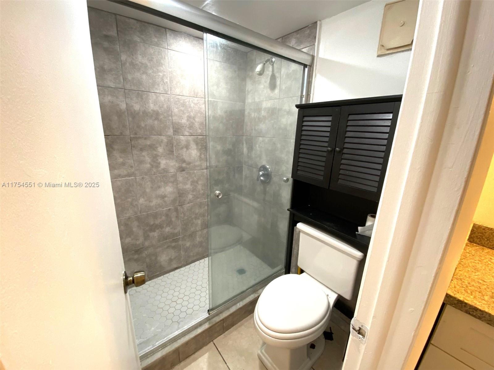CARIBBEAN BREEZE CONDO - Residential