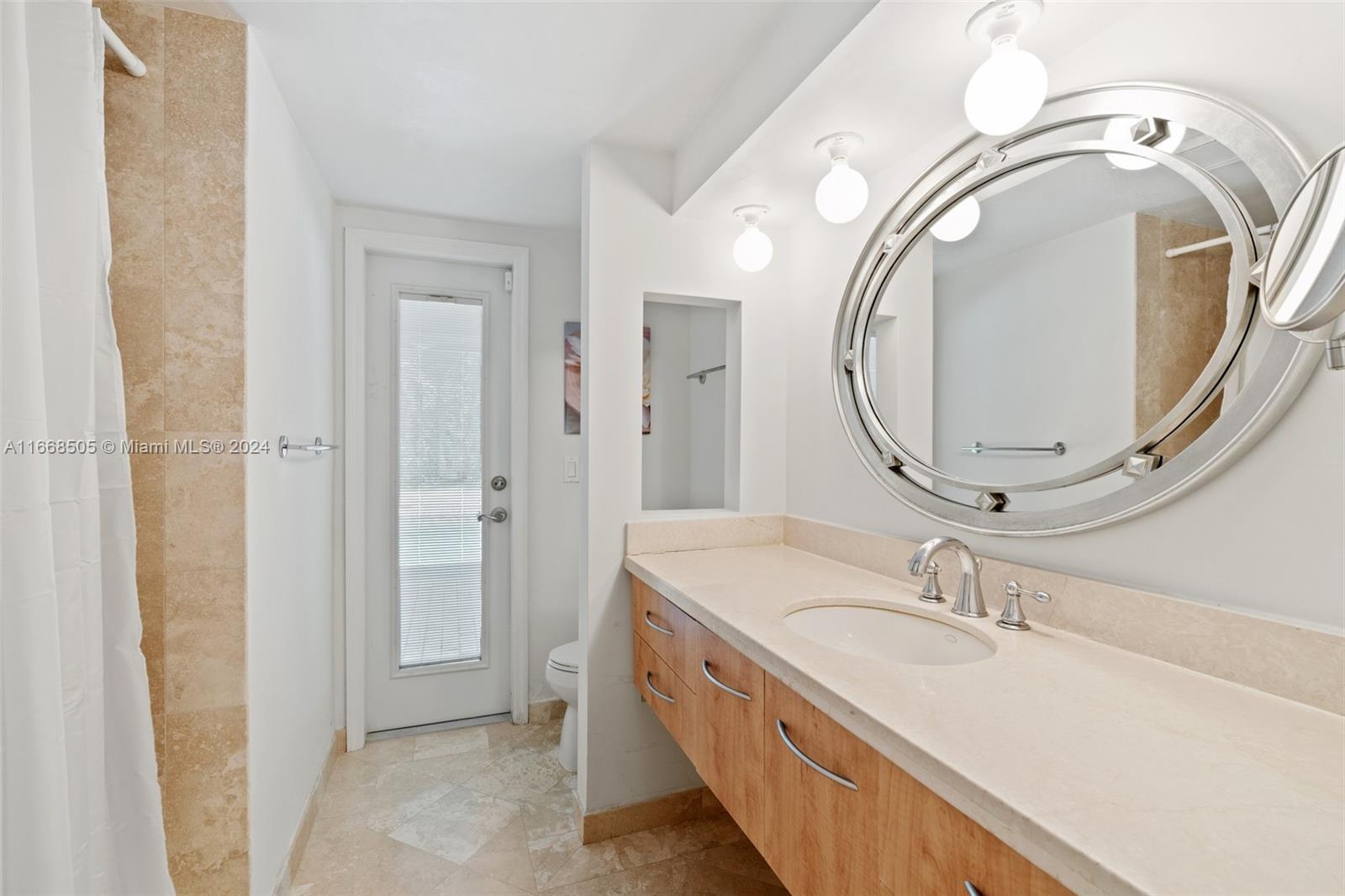 HELMS COUNTRY ESTATES RE- - Residential