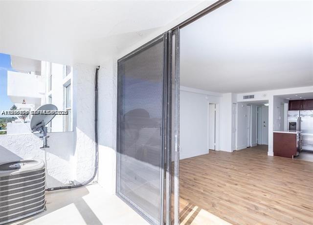 SAILBOAT CAY CONDO - Residential Lease