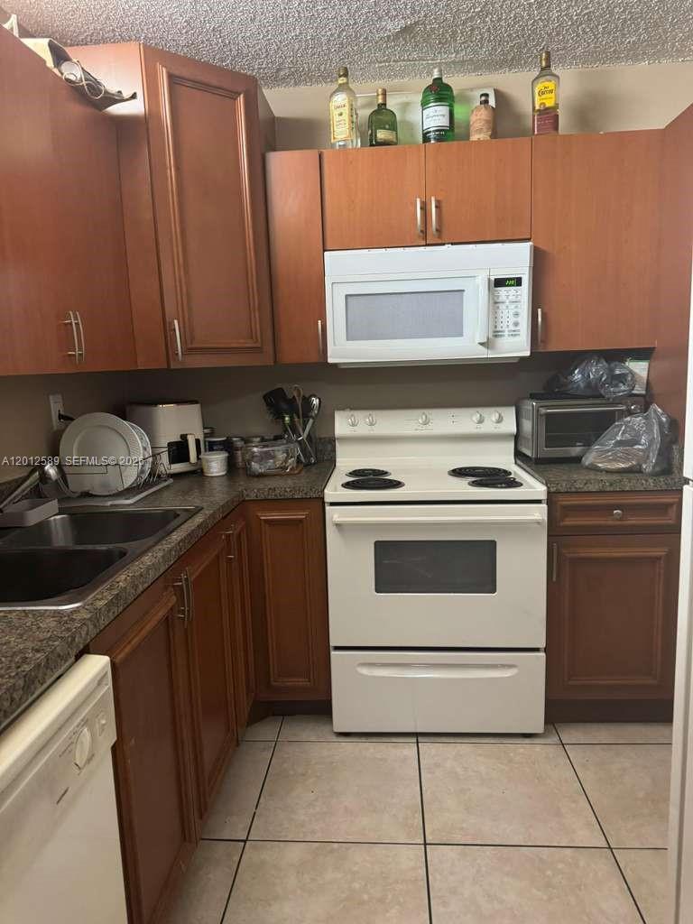 1810 SW 81st Ave 2106