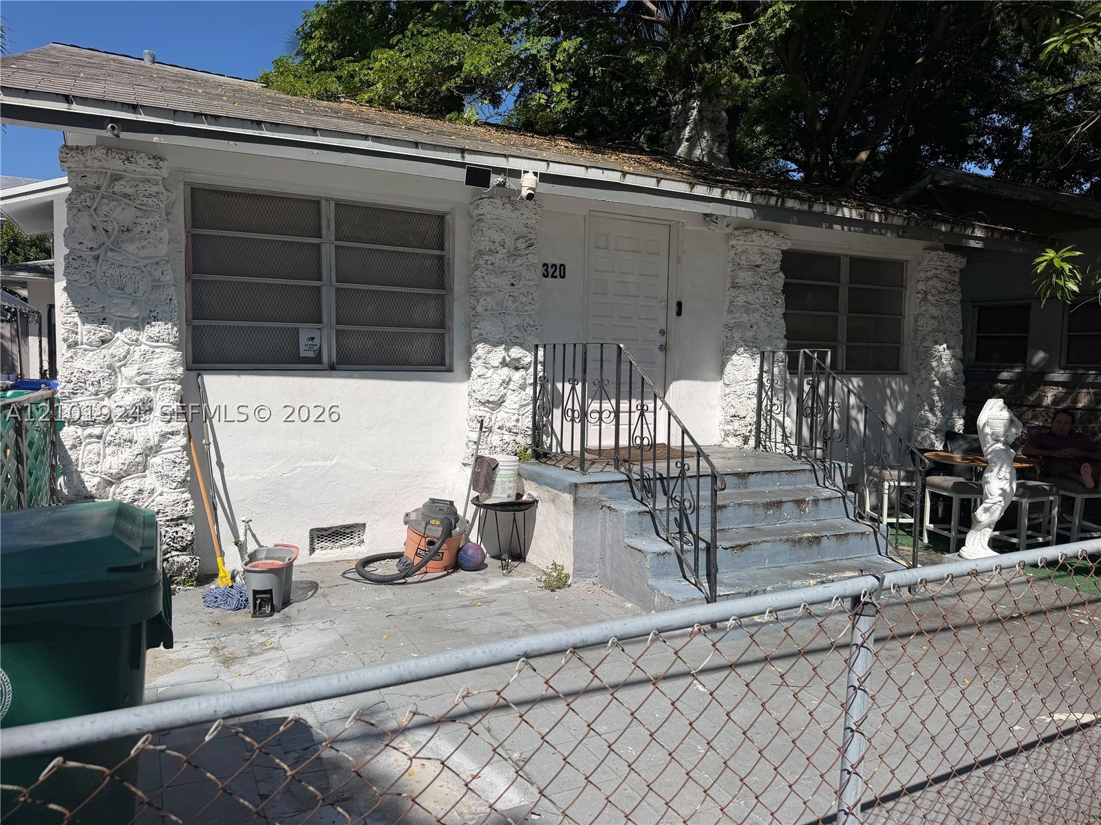 320 NW 11th Ave