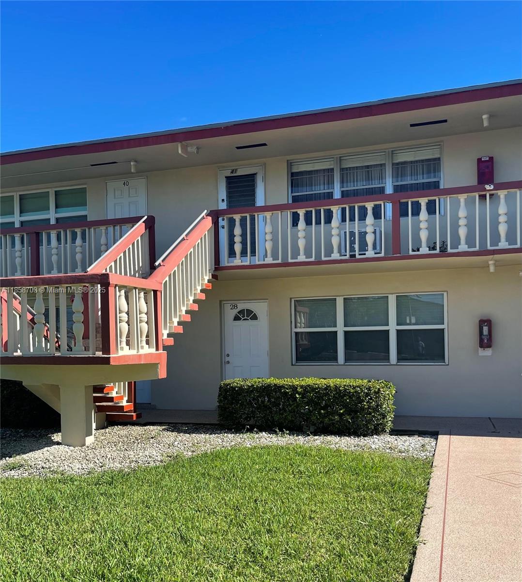 Charming 1 bedroom, 1.5 bathroom. First floor unit. 55+ Senior Community with a resort style living. Tile flooring throughout. Brand new refrigerator and stove. Enclosed balcony with garden view. 2 wall/AC units. Amazing Amenities, Clubhouse, Fitness Center, swimming pools.