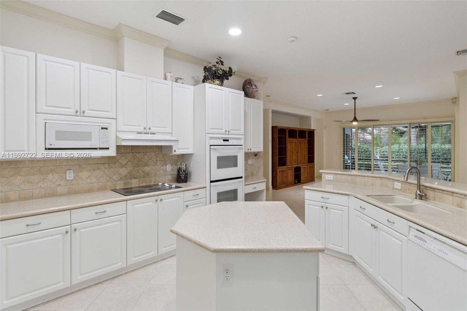 MYSTIC COVE - Residential