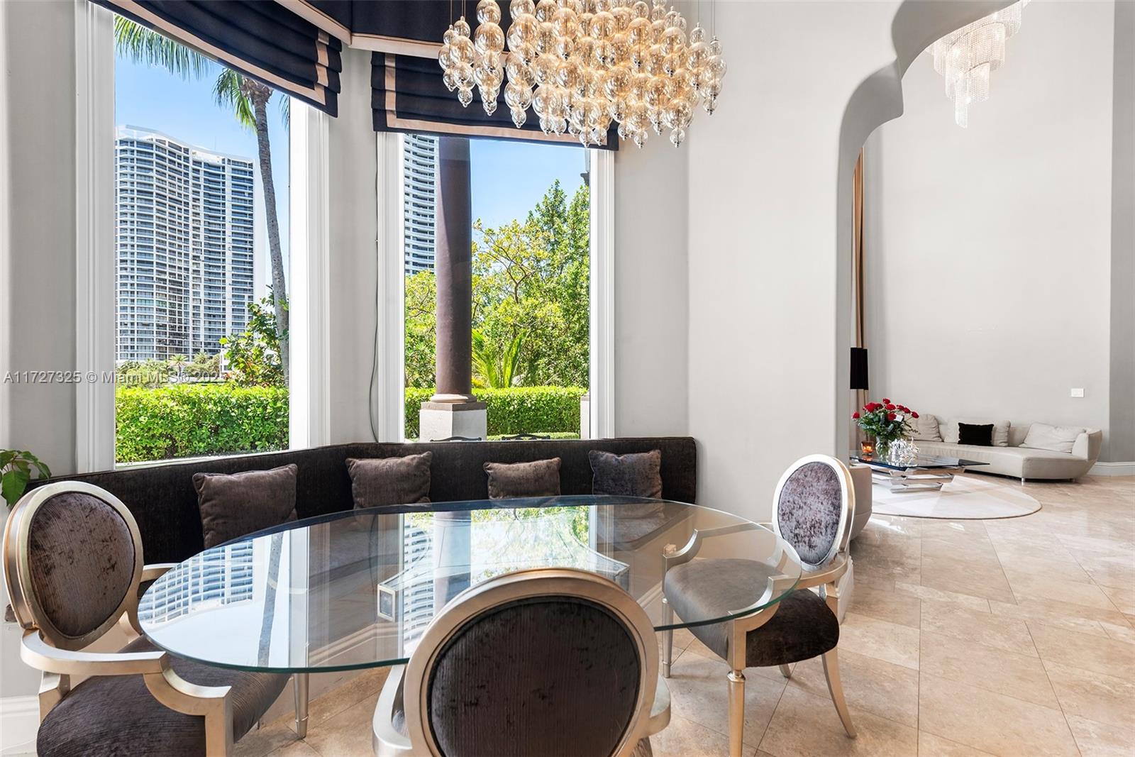 ISLAND ESTATES - Residential