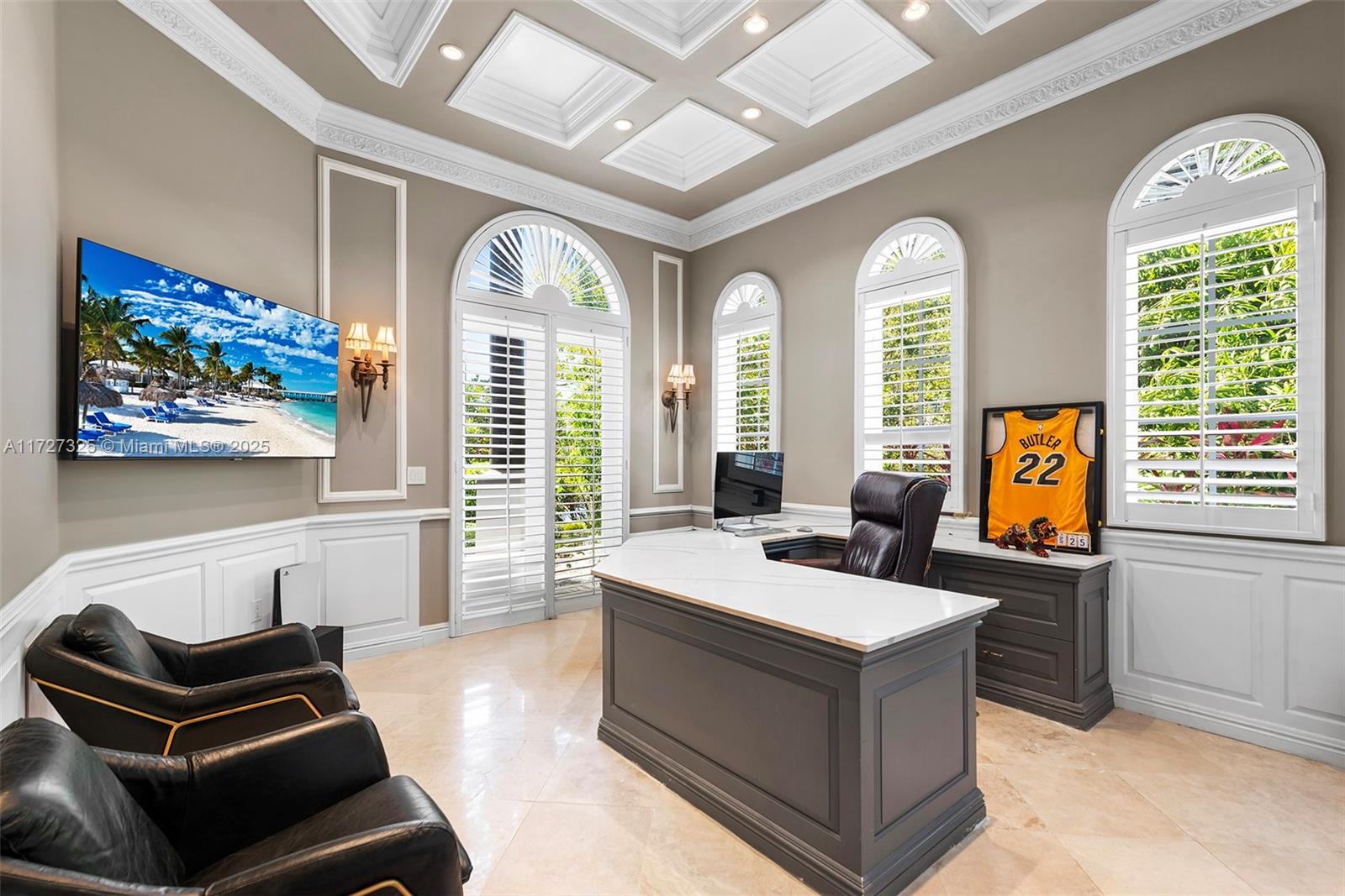 ISLAND ESTATES - Residential
