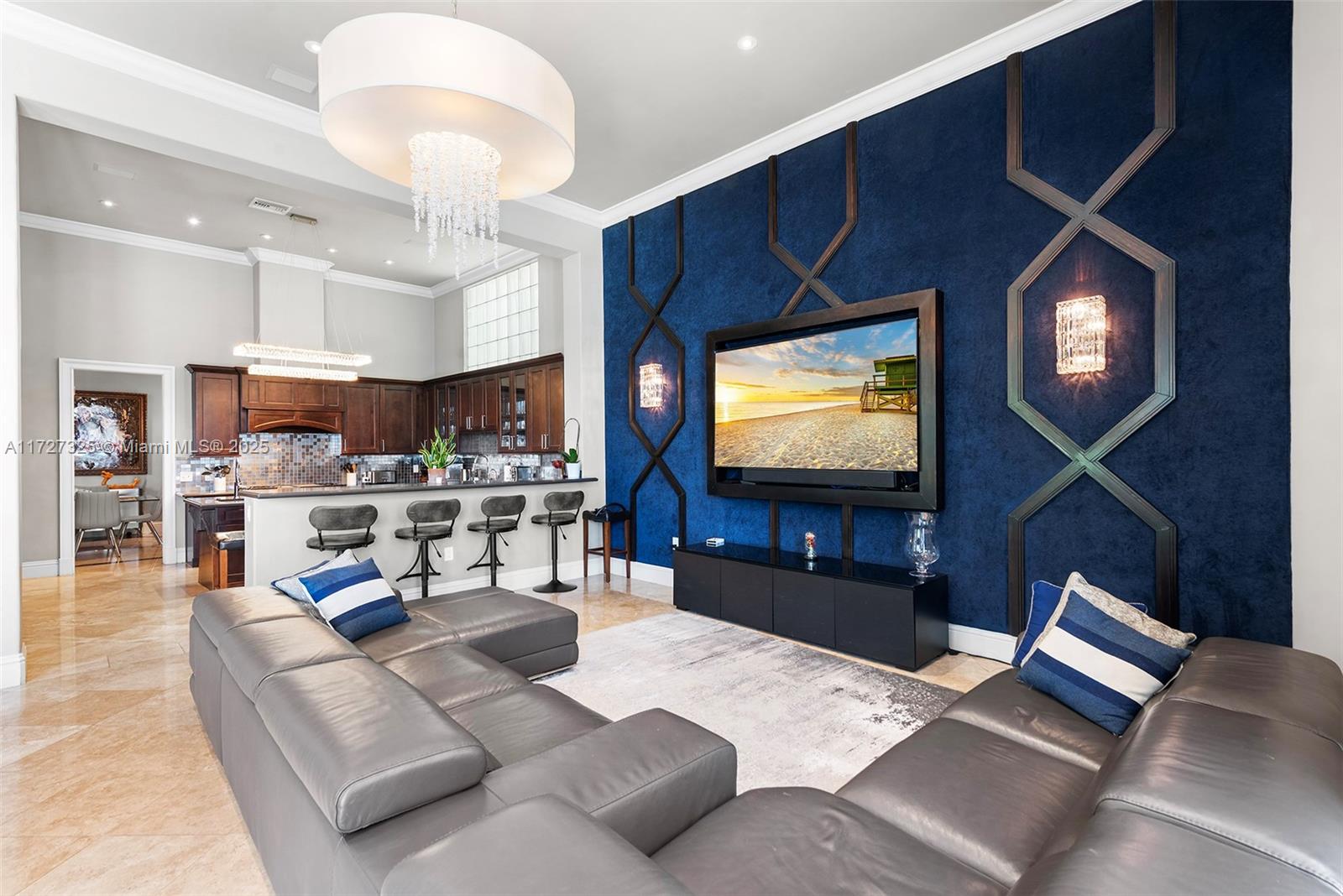 ISLAND ESTATES - Residential