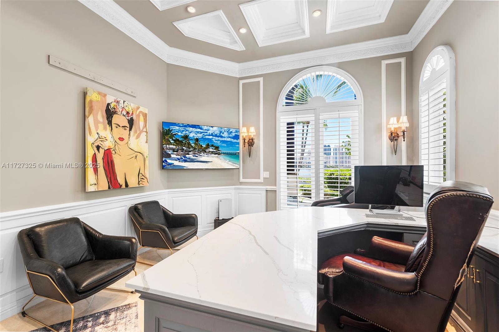 ISLAND ESTATES - Residential