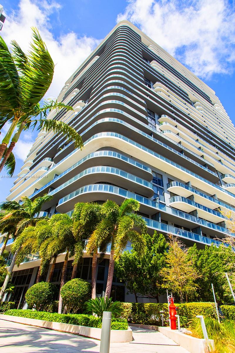3401 MIDTOWN CONDO - Residential Lease