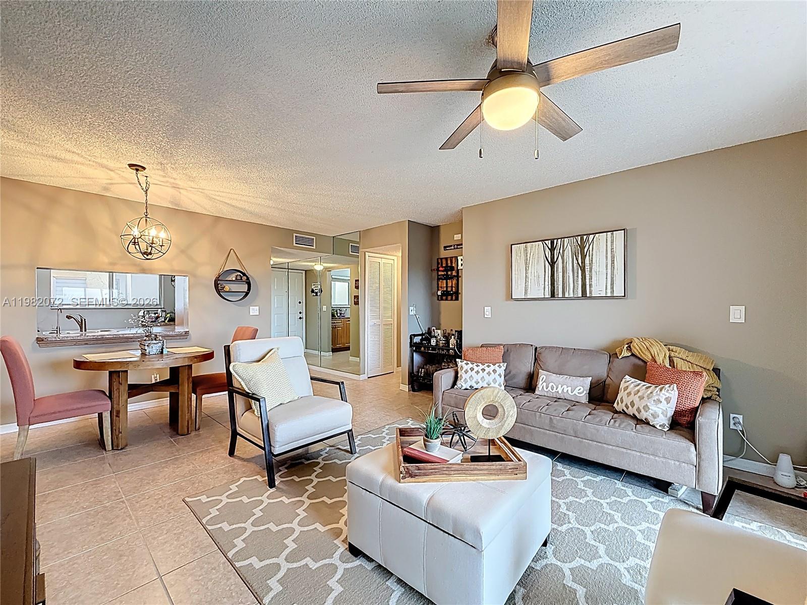 COUNTRY LANE CONDO #2 - Residential