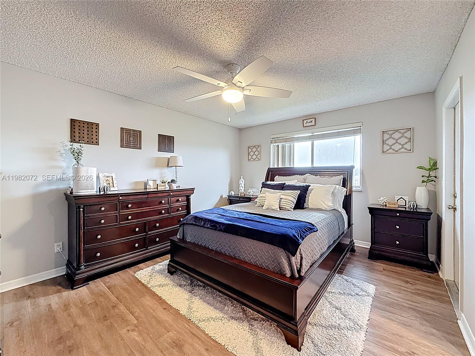 COUNTRY LANE CONDO #2 - Residential