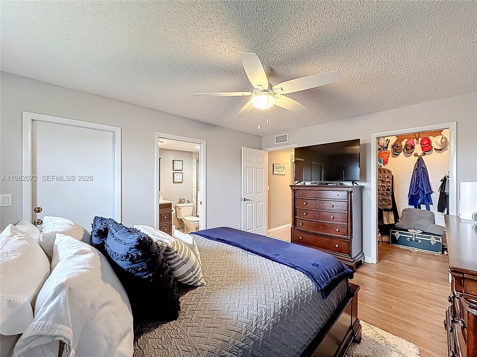 COUNTRY LANE CONDO #2 - Residential