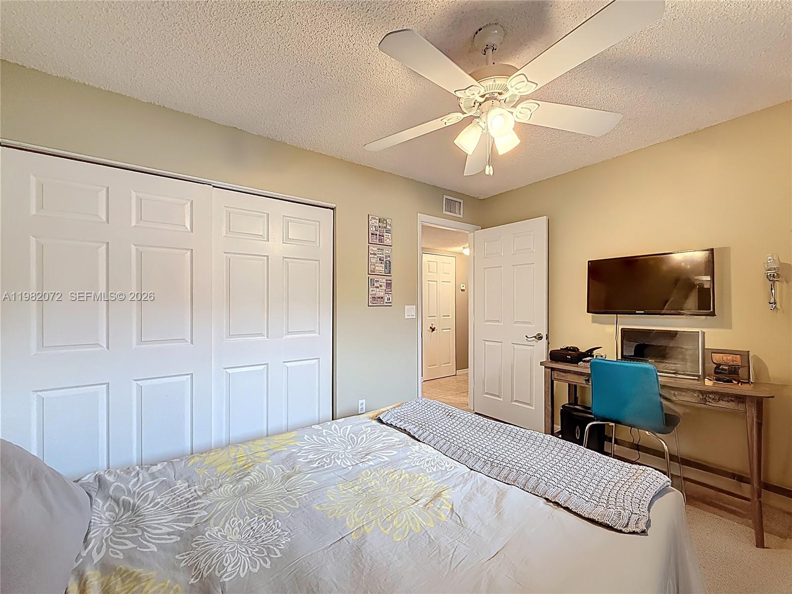 COUNTRY LANE CONDO #2 - Residential