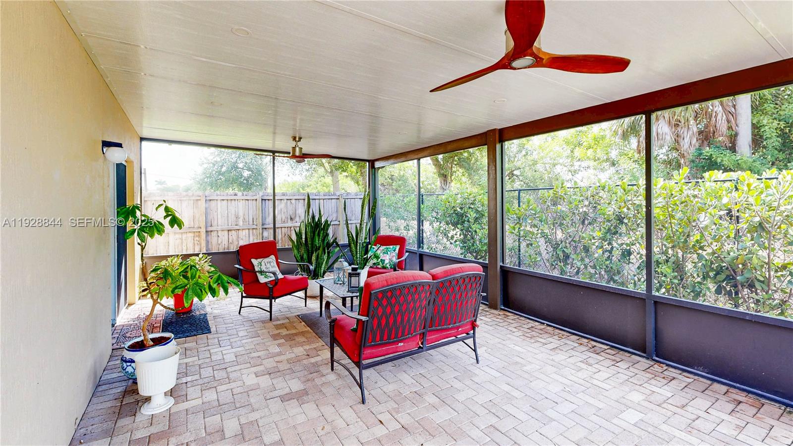 RAULS PLACE AT OASIS - Residential