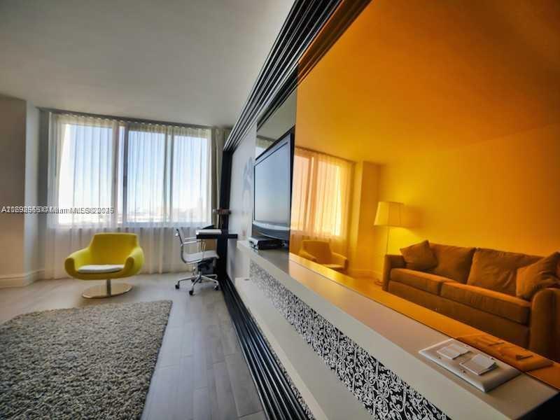 1100 WEST CONDO HOTEL - Residential Lease