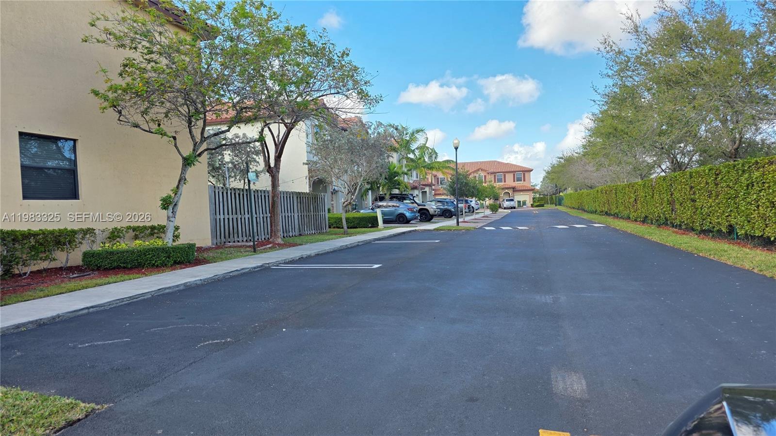 BAYWINDS OF GALAPAGOS FIR - Residential