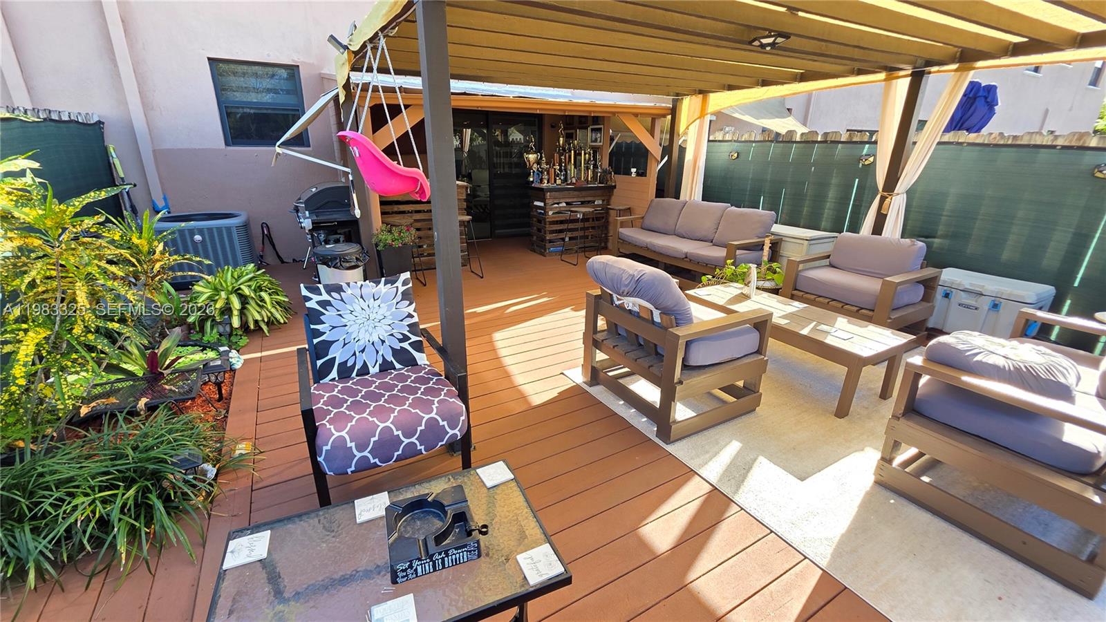 BAYWINDS OF GALAPAGOS FIR - Residential