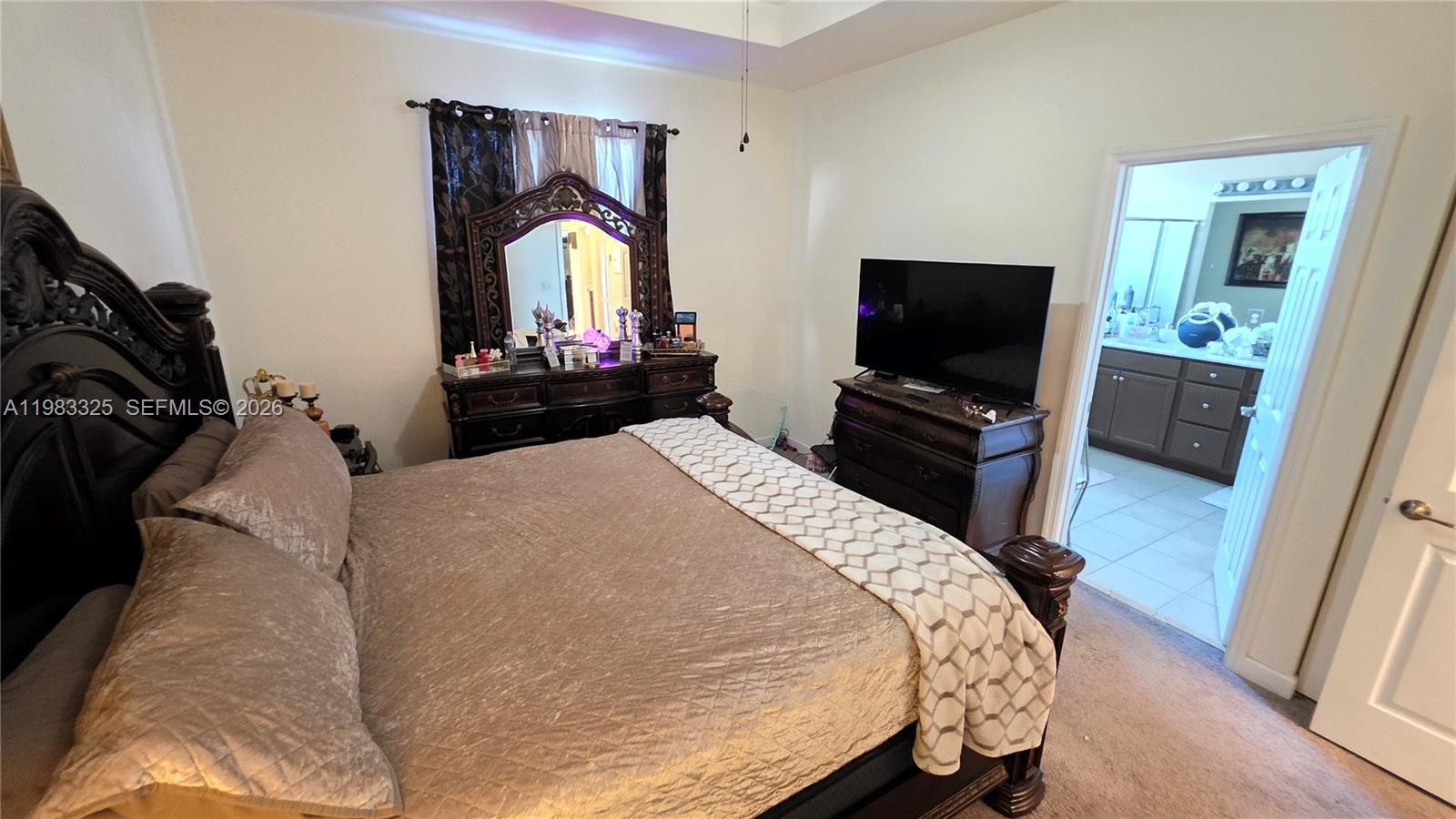 BAYWINDS OF GALAPAGOS FIR - Residential