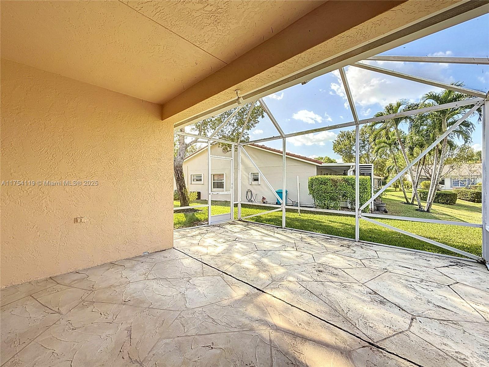 SAUSALITO PLACE - Residential
