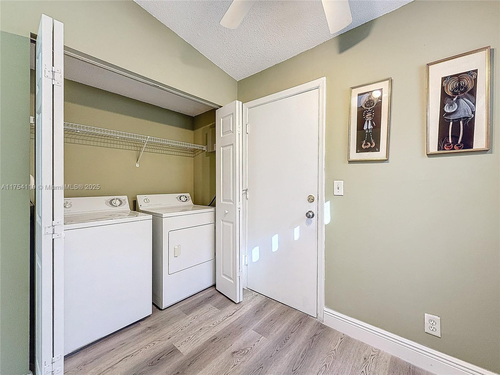 SAUSALITO PLACE - Residential