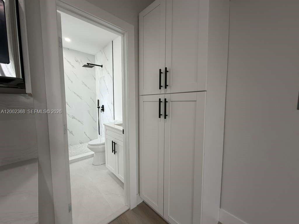 BEACON MANOR - Residential Lease