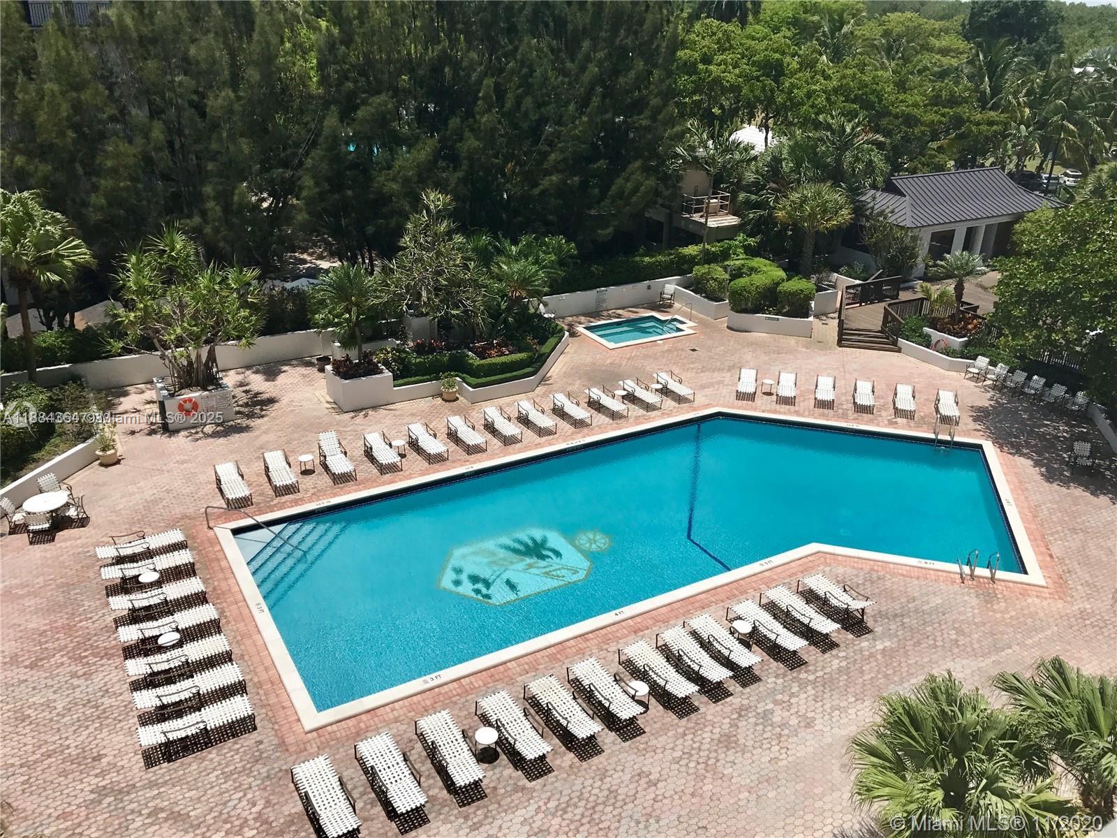 THE PALM BAY YACHT CLUB C - Residential