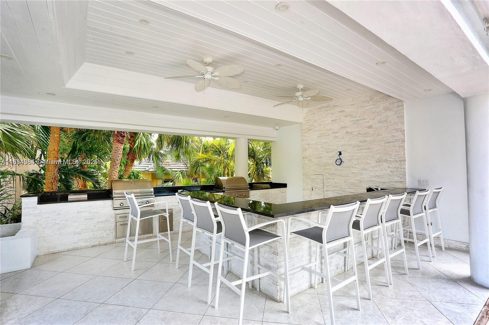 THE PALM BAY YACHT CLUB C - Residential