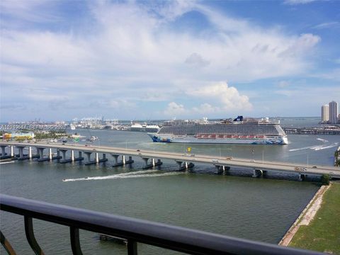 555 NE 15th St 22I Miami FL 33132