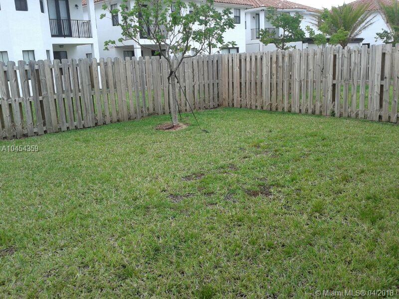 FONTAINEBLEAU WEST NORTH - Residential Lease