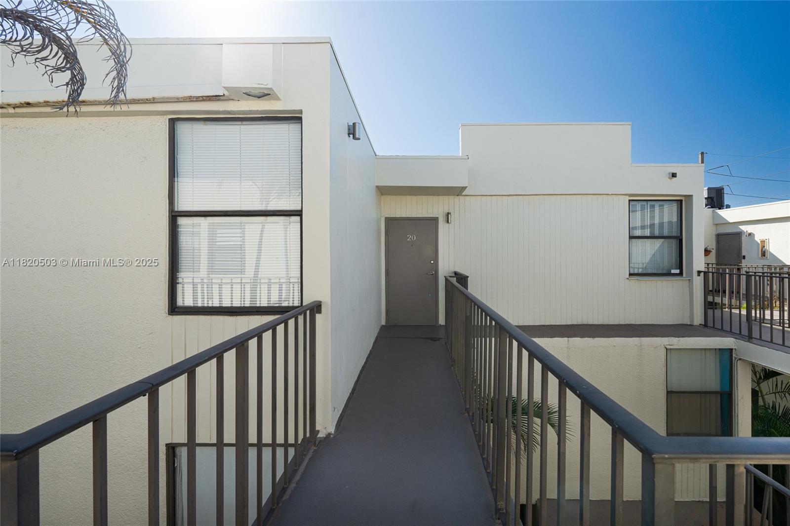 VILLA DORADA CONDO NO 1 - Residential