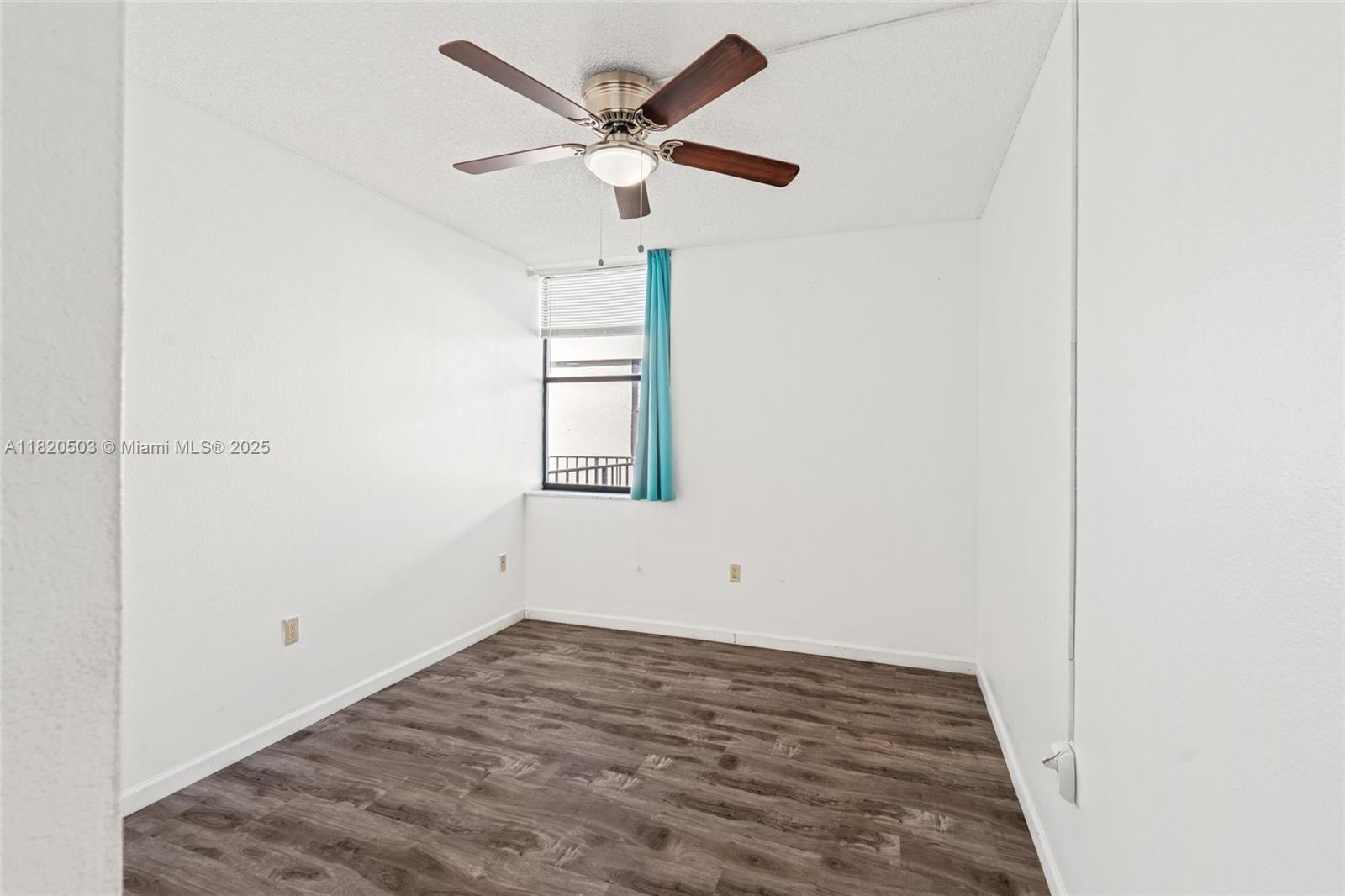 VILLA DORADA CONDO NO 1 - Residential