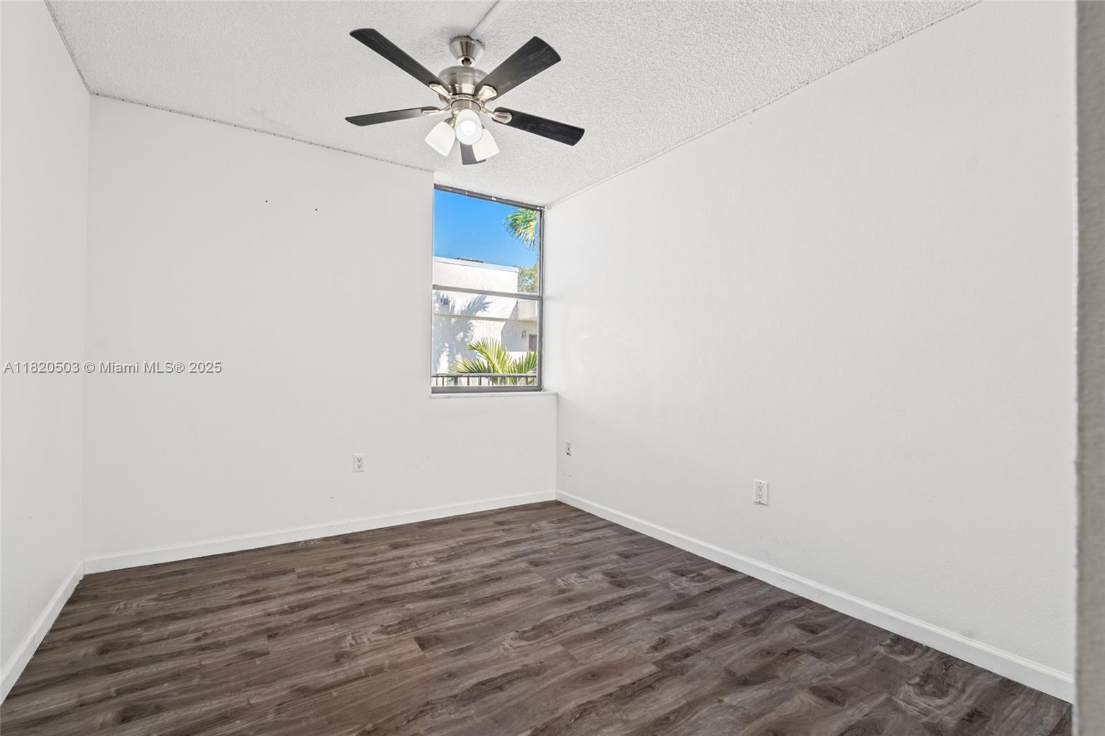 VILLA DORADA CONDO NO 1 - Residential