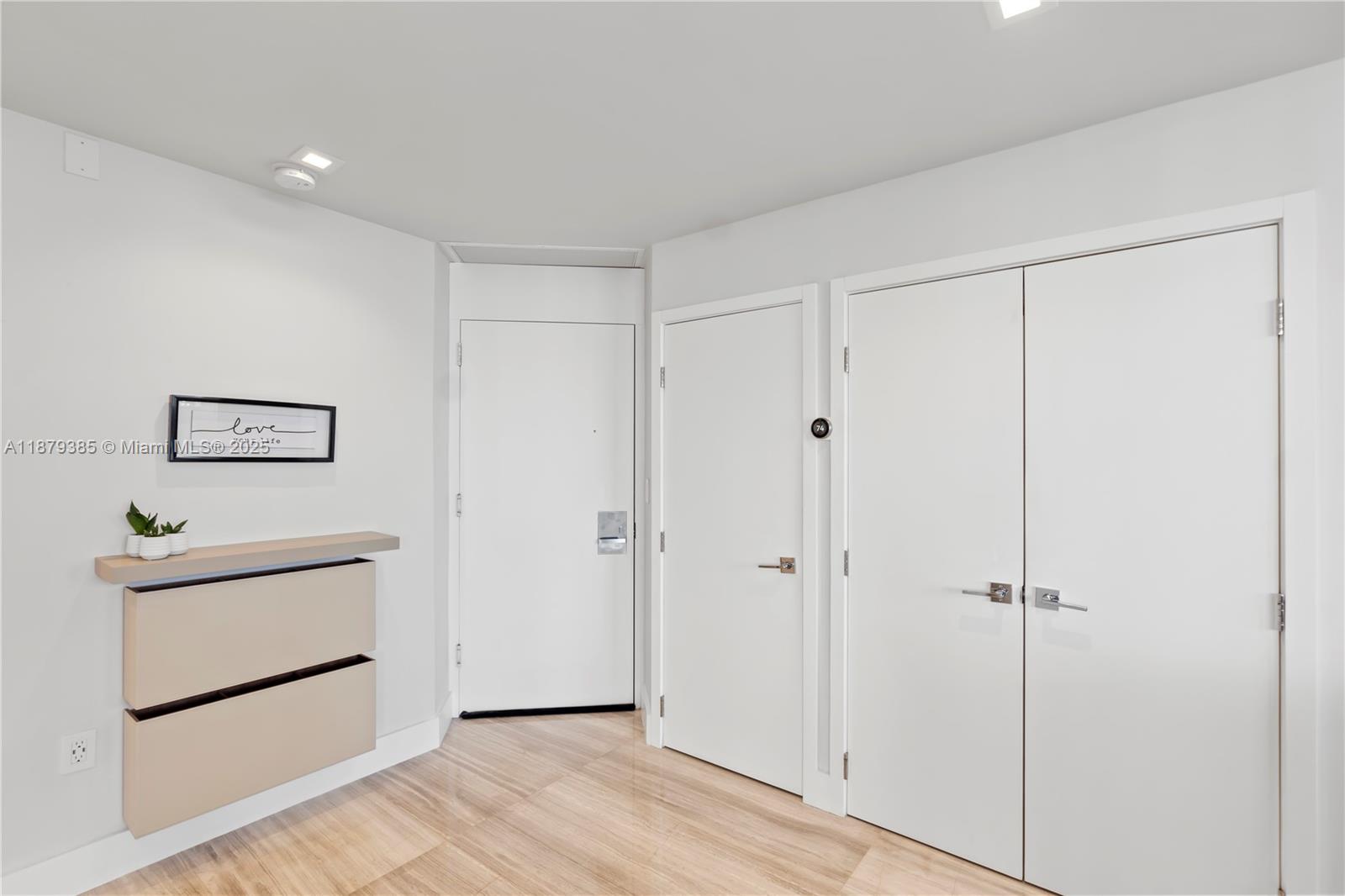 THE LANDMARK - Residential