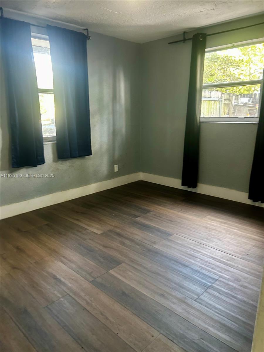 LAKE FOREST SEC ONE - Residential Lease