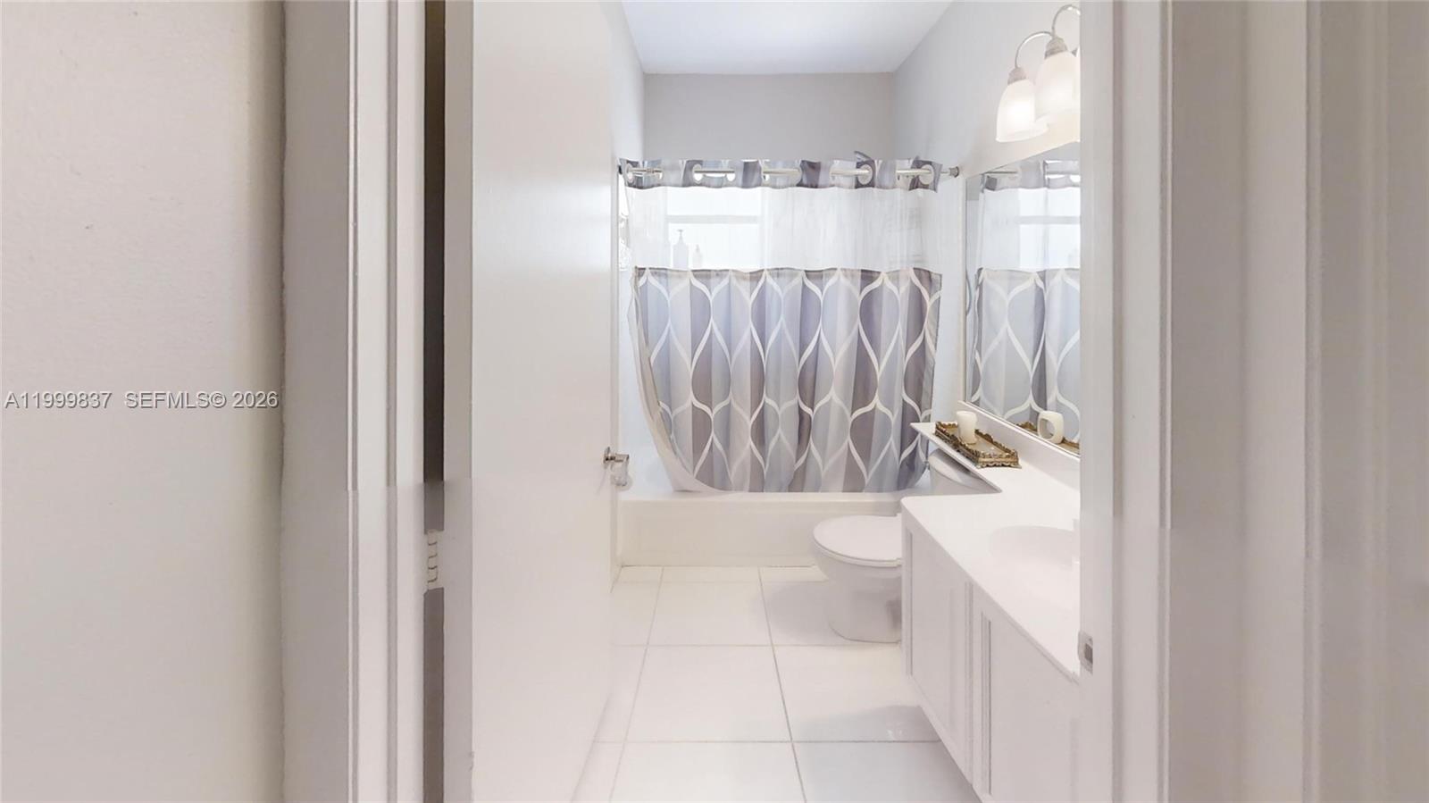 BAYWOOD VILLAGE II-C COND - Residential