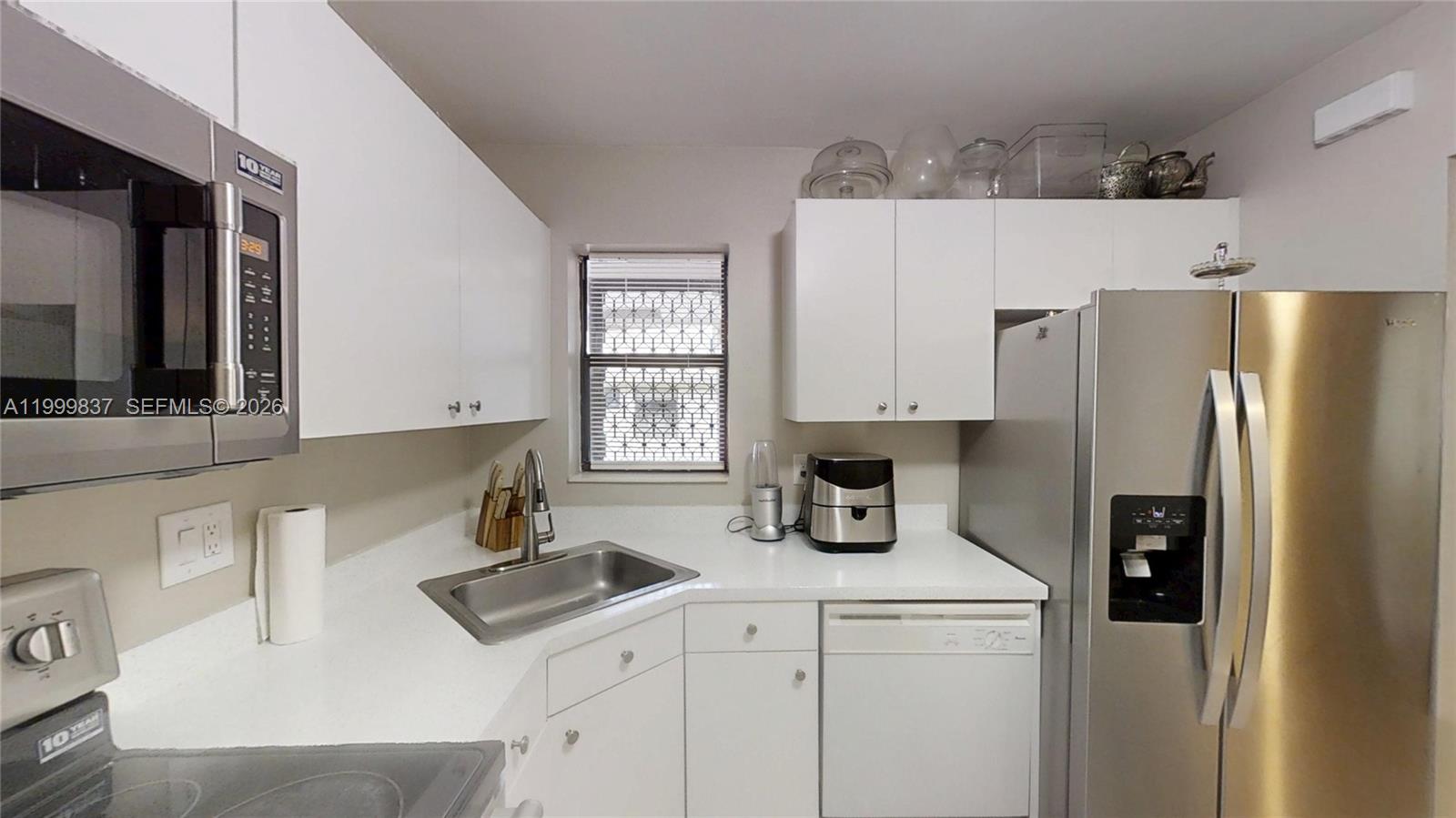 BAYWOOD VILLAGE II-C COND - Residential