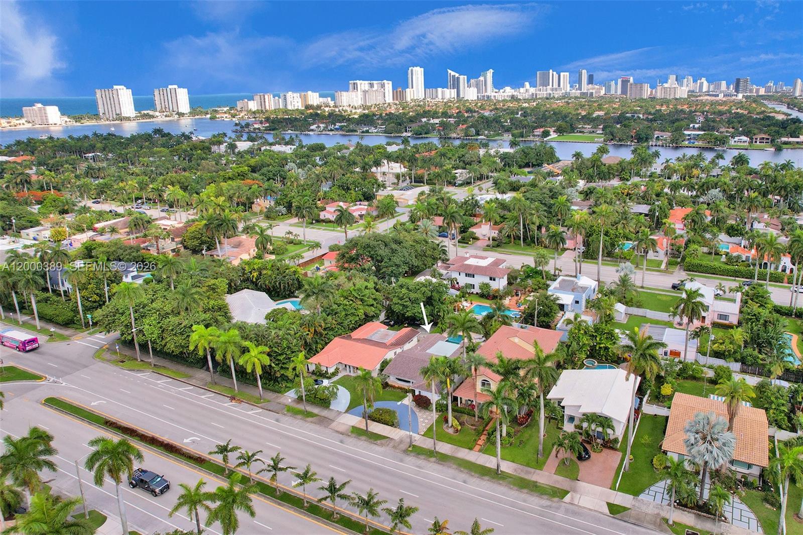 HOLLYWOOD LAKES SECTION - Residential