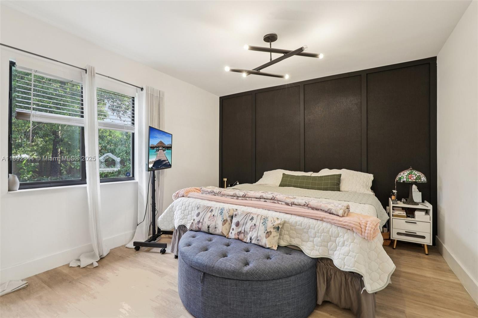 OVERBROOK SHORES NO 3 - Residential