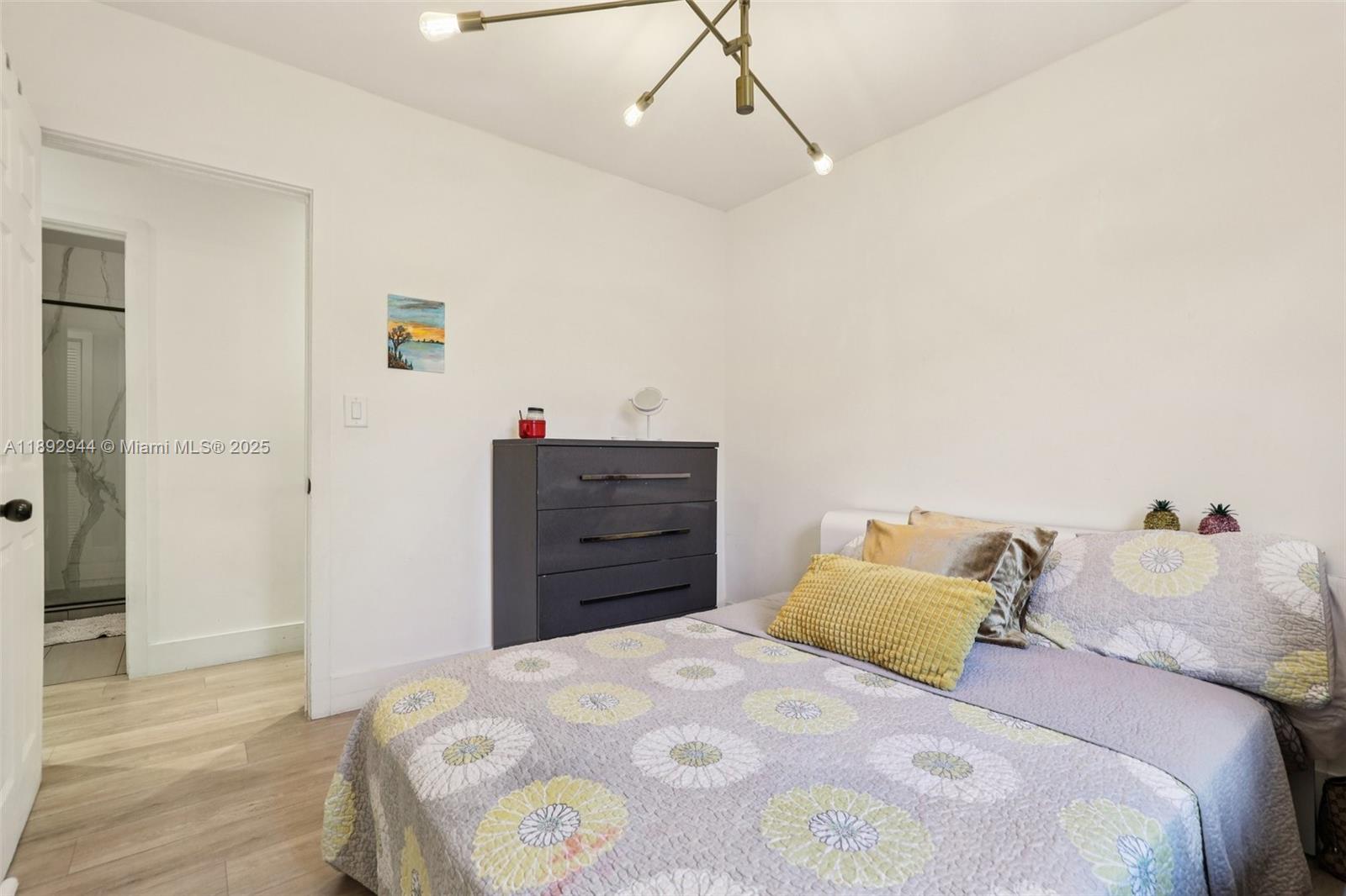 OVERBROOK SHORES NO 3 - Residential