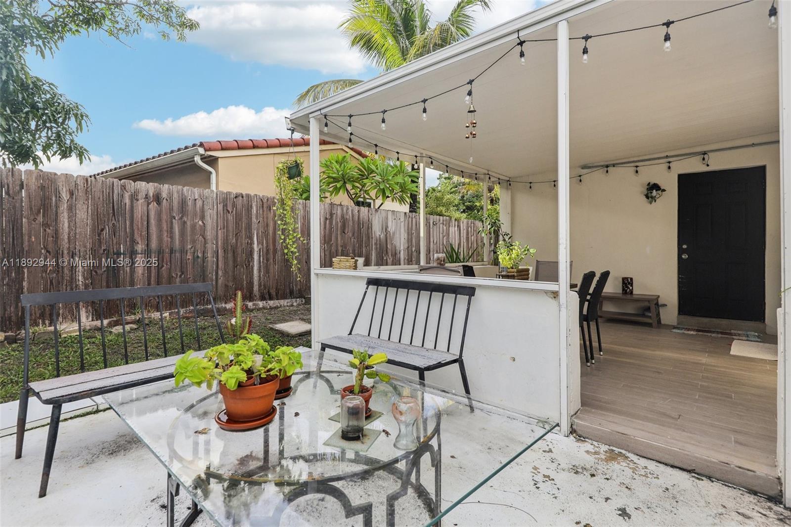 OVERBROOK SHORES NO 3 - Residential