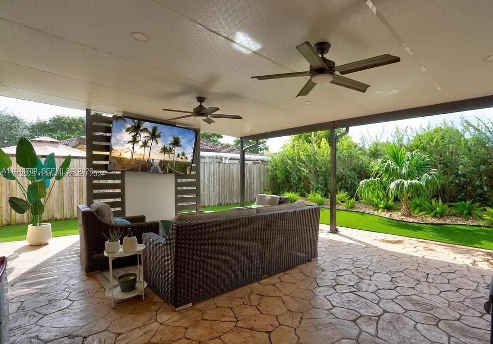 SILVER PALM HOMES - Residential