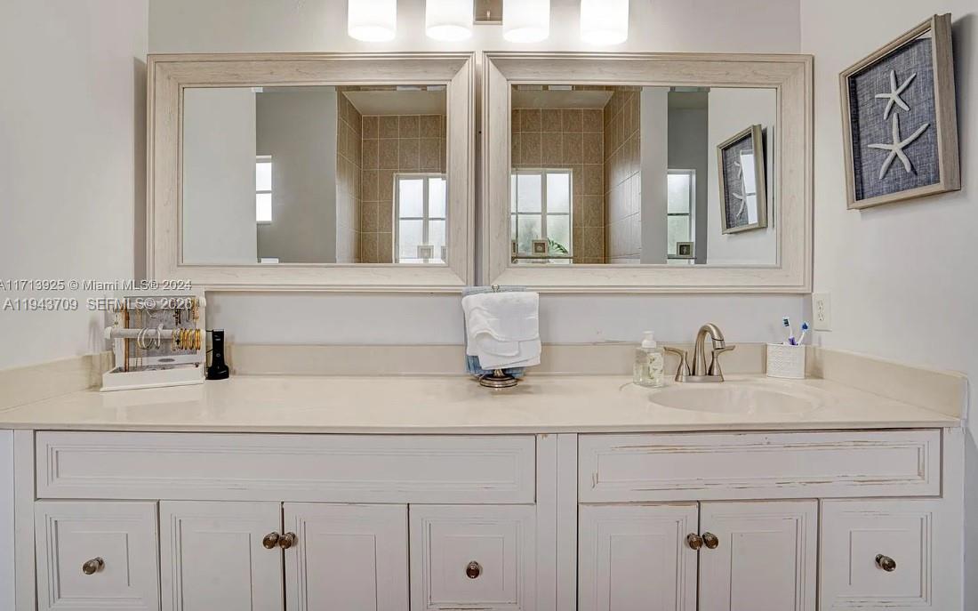 SILVER PALM HOMES - Residential