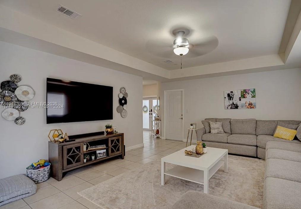 SILVER PALM HOMES - Residential