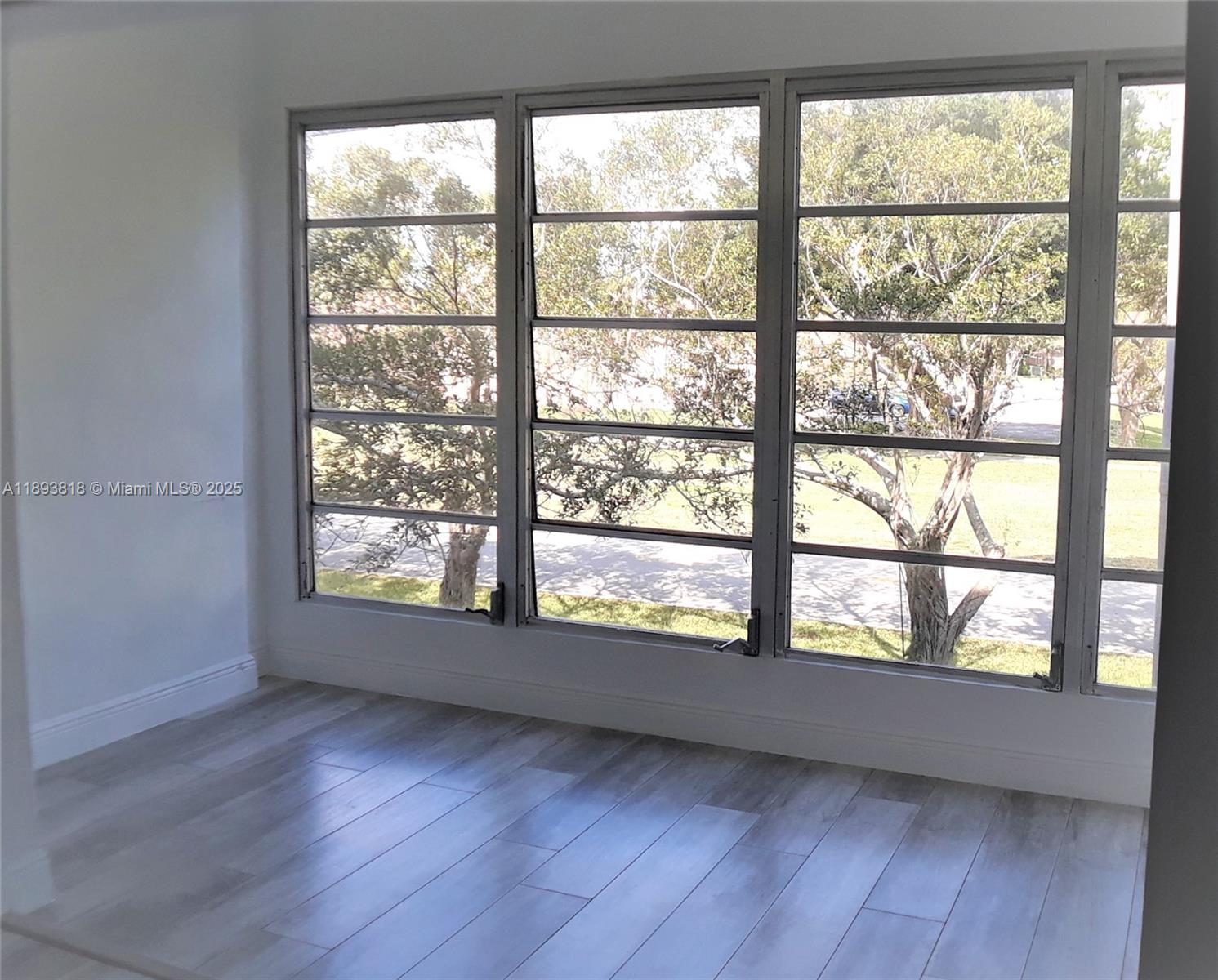 ARROWHEAD CONDO NO VIII - Residential Lease