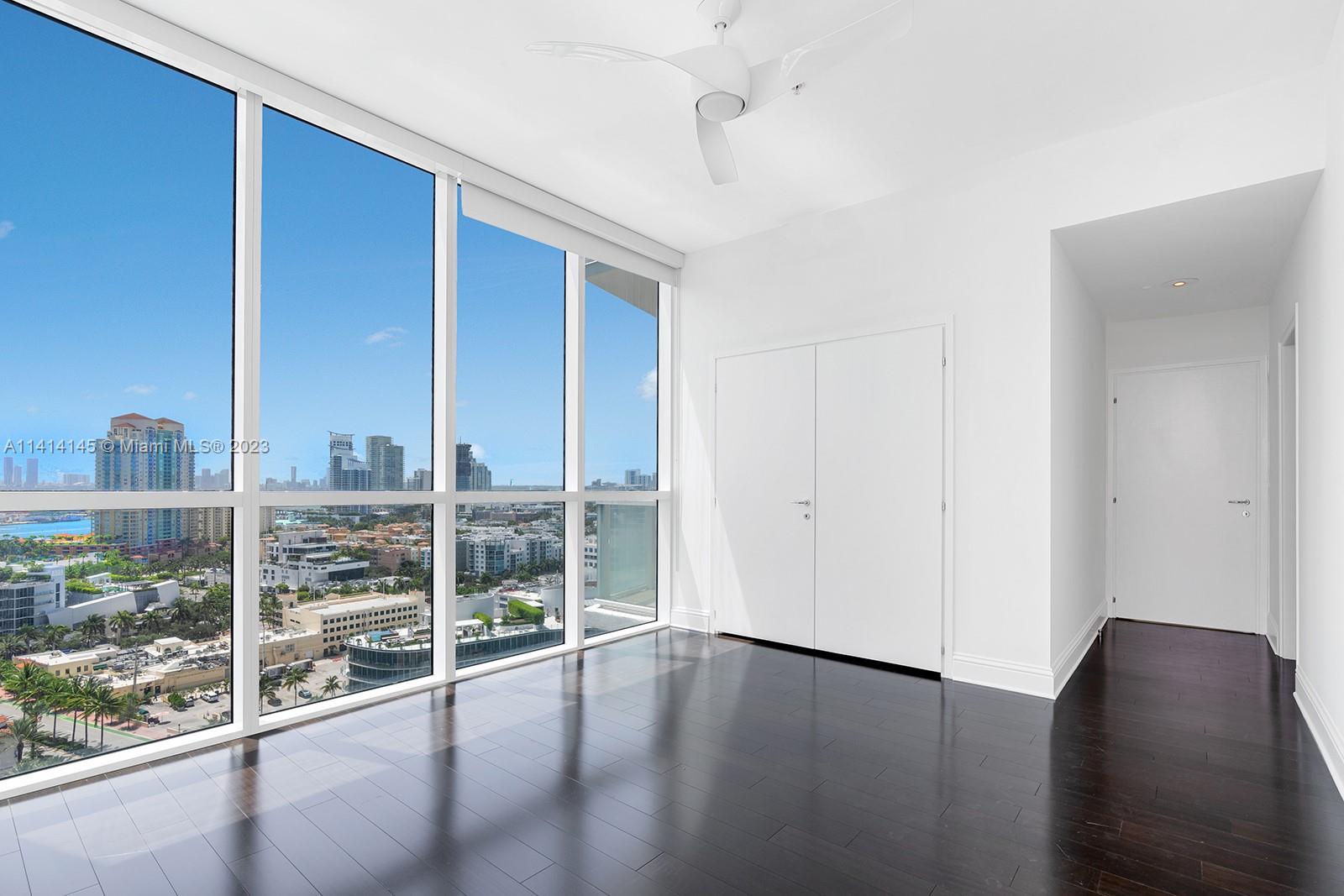 CONTINUUM ON SOUTH BEACH - Residential