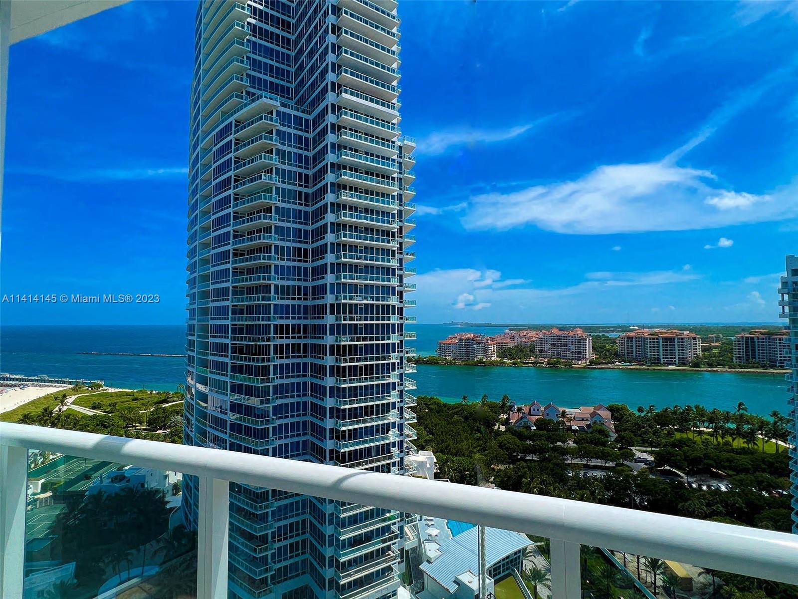 CONTINUUM ON SOUTH BEACH - Residential