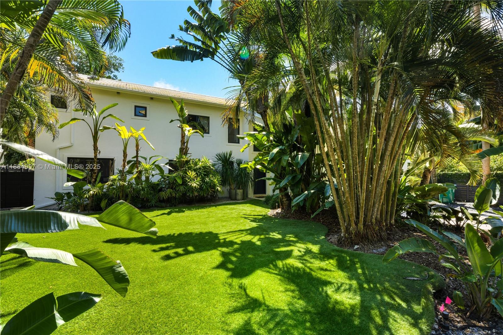 EAST UTOPIA - Residential Lease